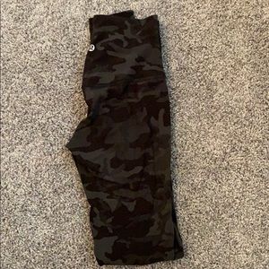 Lululemon Align Full length in Camo